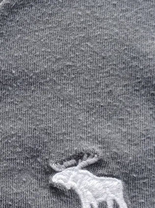 Abercrombie Kids T-Shirt Jungen Gr. 158 13/14 Jahre Grau V-Ausschnitt Logo 5