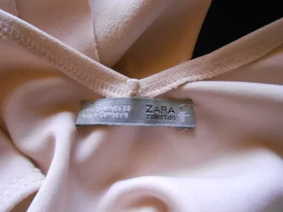 ZARA Damen Trägerkleid V-Ausschnitt Beige Schwarz Colorblock Gr. M