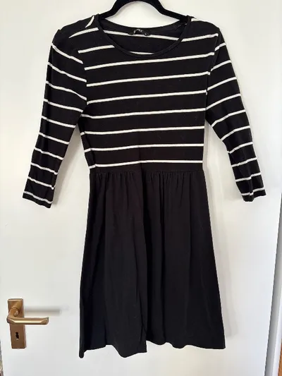 ONLY Damen Freizeitkleid Gr. M gestreift schwarz Midikleid Baumwolle
