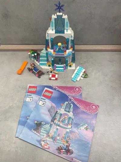 LEGO Disney Princess Elsa's Eispalast Bauset 41062 Komplett Kinder Blau