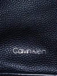Calvin Klein Damen Umhängetasche Crossbody Bag Schwarz Leder 3