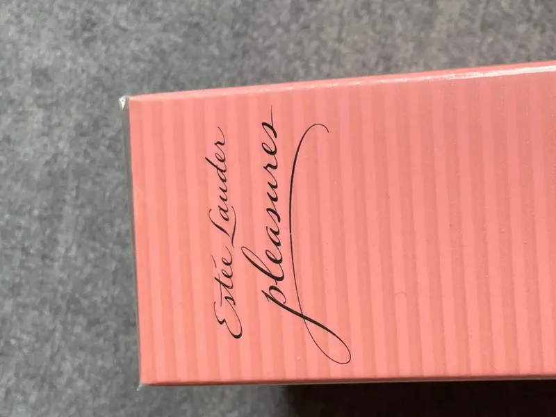 Estée Lauder Pleasures Eau de Parfum Damen 30ml Blumiger Damenduft 5
