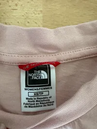 The North Face Damen Langarmshirt Cropped Top Logo Print Pink Gr. 34 XS Casual 4