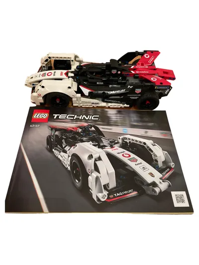 LEGO Technic 42137 Formula E Porsche 99X Electric mit Anleitung
