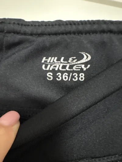 Hill & Valley Damen Radhose 3/4 Gr. 36/38 S Schwarz Rot Sitzpolster