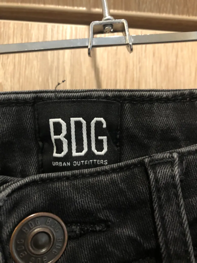 BDG Urban Outfitters Damen Jeans Slim Fit Schwarz W27/36 Stretch 3