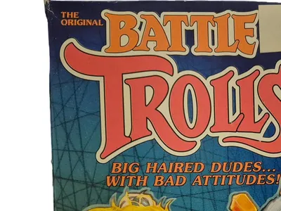 Hasbro Battle Trolls Bulls-Eye Troll Actionfigur Retro Spielzeug Blau