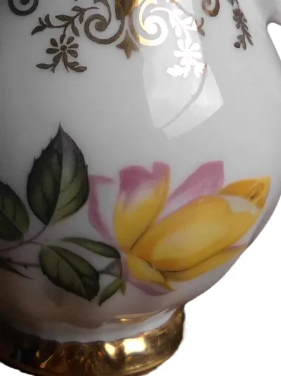 KAISER Porzellan Vase Kännchen Rose Blumenmuster Weiß Gold 12cm