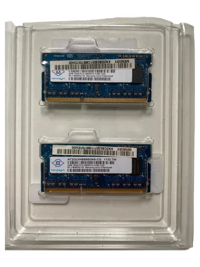 NANYA NT2GC64B880NS-CG 2GB DDR3L PC3-10600S Laptop RAM 2x Blau