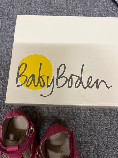 Baby Boden Mädchen Ballerinas Pink Leder T-Steg Gr. 6-12 Monate