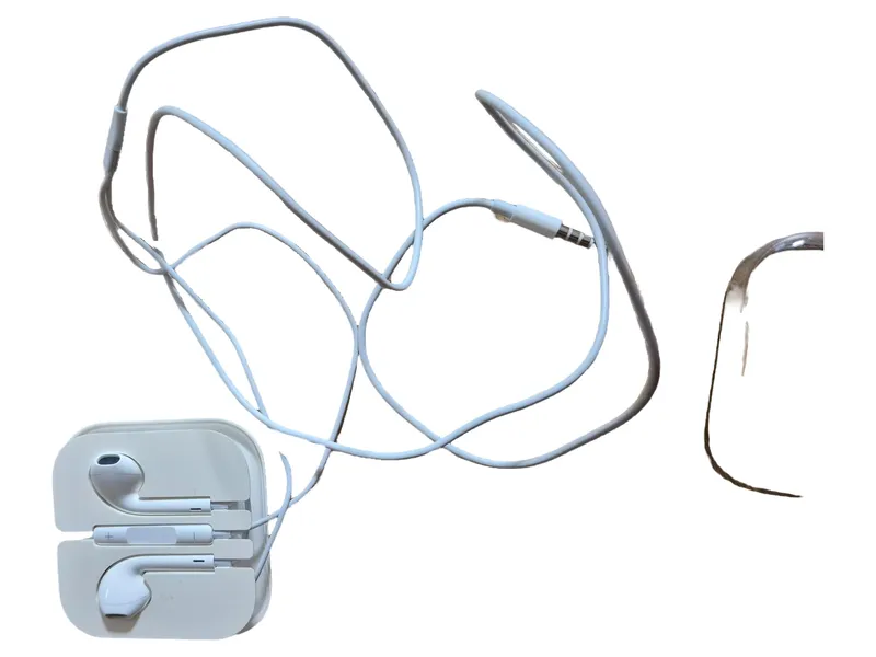 Apple EarPods In-Ear Kopfhörer Kabel 3.5mm Klinke Weiß Gebraucht 2