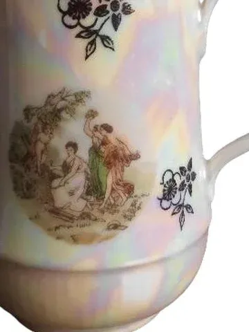 Kahla Porzellan Krug Vintage Weiß 12 cm Florales Muster Figuren Porträt