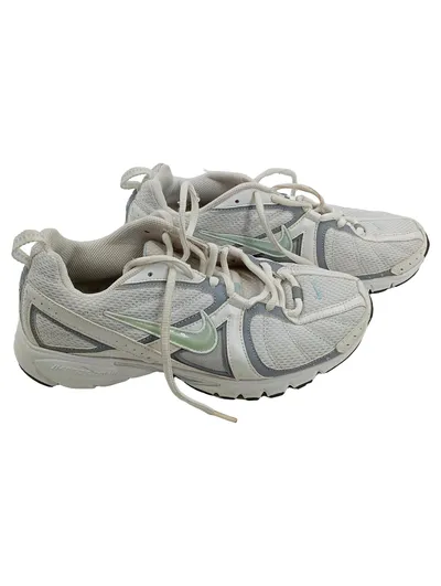 Nike Damen Laufschuhe Impact Zone Weiß Grau Gr. 40,5 Sportschuhe