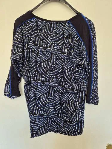Rick Cardona Damen Shirt 3/4-Arm Gr. 40 Blau Schwarz Aufdruck