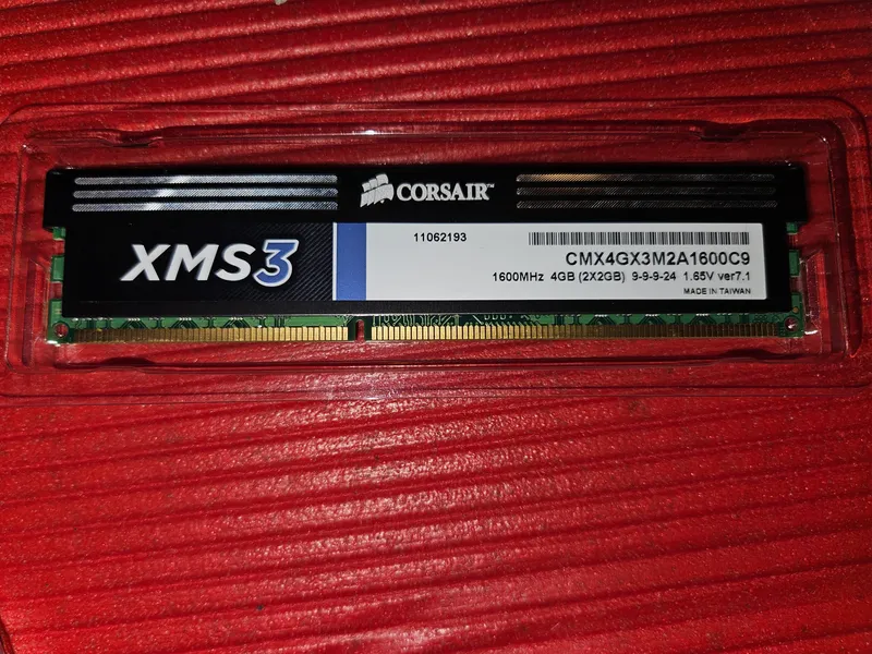 Corsair XMS3 4GB Kit DDR3 1600MHz CMX4GX3M2A1600C9 CL9 RAM Arbeitsspeicher 1