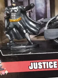 Dickie Toys Batmobile & Batman Figur Set Justice League Actionfigur 3