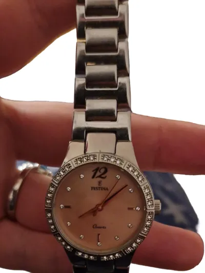 Festina Quarz Damenuhr Silber Edelstahl Elegant Strass 18cm