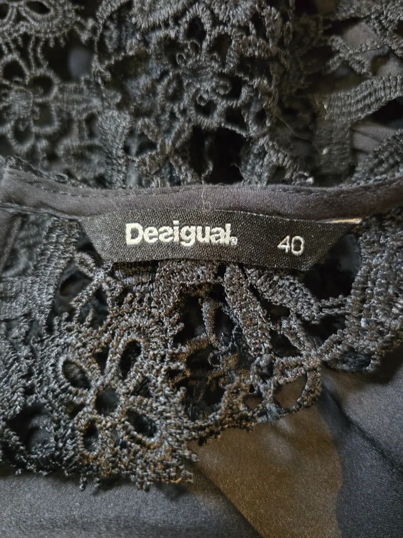 Desigual Damen Sommerkleid Spitze Floral Muster Gr. 40 Schwarz Feminin 9