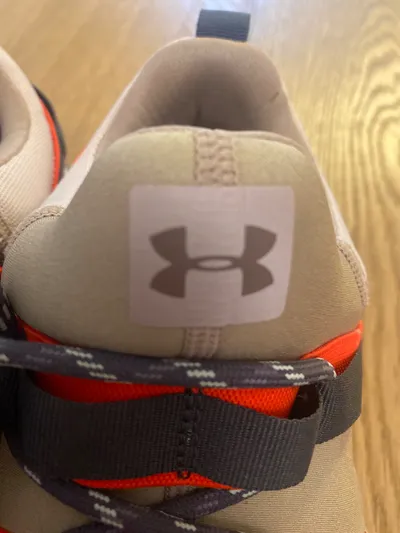 Under Armour Micro G Outdoorschuhe Herren Gr. 42 Beige Wanderschuhe