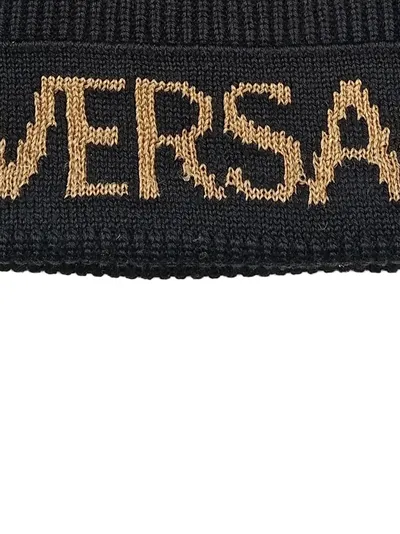 VERSACE JEANS COUTURE Herren Beanie Mütze Schwarz Gold Logo Wolle