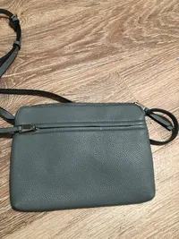 PICARD Damen Umhängetasche Grau Crossbody Bag Minimalistisch 24x19cm 2