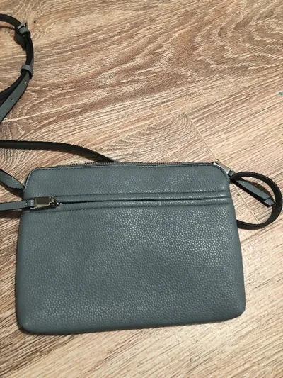 PICARD Damen Umhängetasche Grau Crossbody Bag Minimalistisch 24x19cm