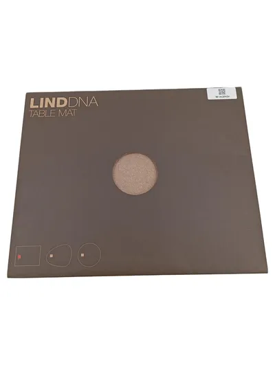 LIND DNA Tischset Table Mat Square L Braun Recycled Leather NEU