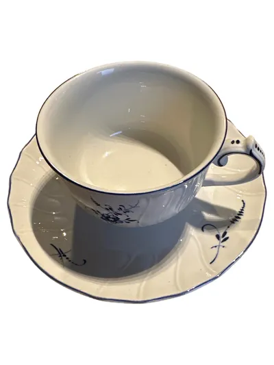Villeroy & Boch Vieux Luxembourg Tasse Untertasse Porzellan Weiß Blumen 6cm