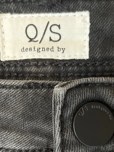 Q/S designed by Damen Jeans Slim Fit Grau Gr. 34 Boy Sweetie