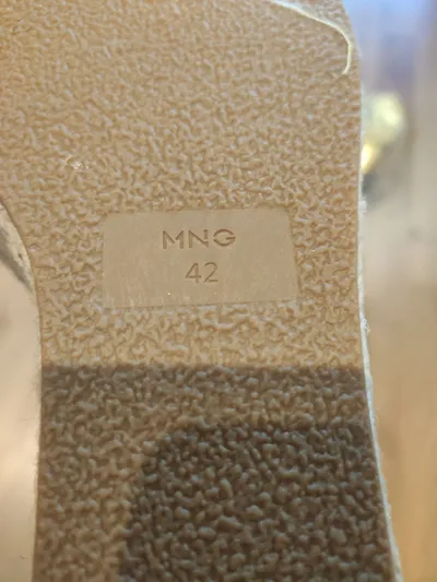 MANGO Damen Sandaletten Keilabsatz Gold Espadrilles Gr. 42