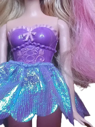Mattel Ballerina Puppenkleidung Kleid Lila Florales Muster Rüschen Schleife