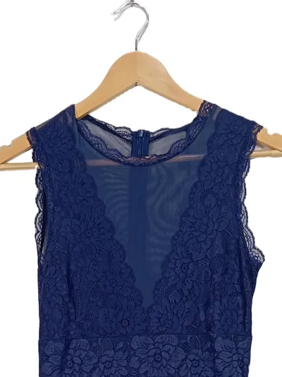 GUESS Damen Spitzenkleid Etuikleid Dunkelblau Elegant Gr. S NEU