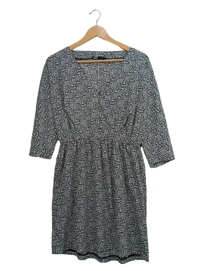 Sfera Damen Freizeitkleid Gr. S schwarz weiß Blättermuster 3/4 Arm