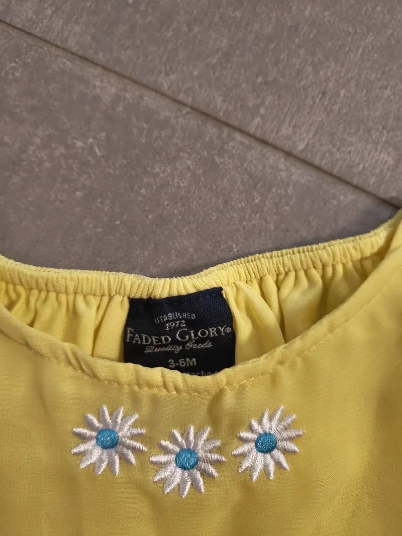 Faded Glory Mädchen Kleid Gr. 68 3-6 Monate Gelb Blumen Stickerei Rüschen Sommer 8
