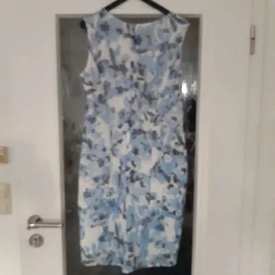 Gerry Weber Damen Etuikleid Gr. 38 Blau Blumenmuster ärmellos