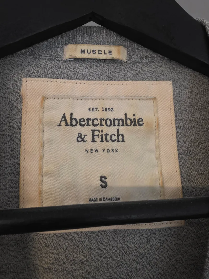 Abercrombie & Fitch Herren T-Shirt Gr. S Grau Logo Muscle Fit 5