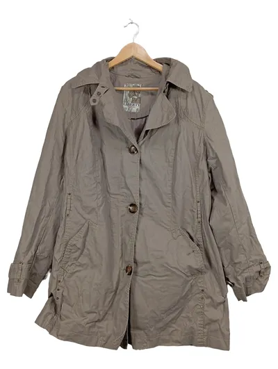 LIBERTY WOMAN Trenchcoat Jacke Beige Gr. 44 XXL Leinen Baumwolle Casual