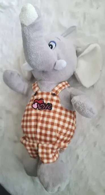 Flo's Toys Elefant Kuscheltier Plüschtier grau charmant 29cm 1