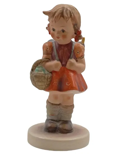 Goebel Hummel Dekofigur Mädchen mit Korb Keramik 12 cm Mehrfarbig Traditionell