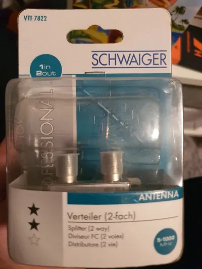 SCHWAIGER Antennen Verteiler 2-fach VTF 7822 Splitter 5-1000 MHz Silber