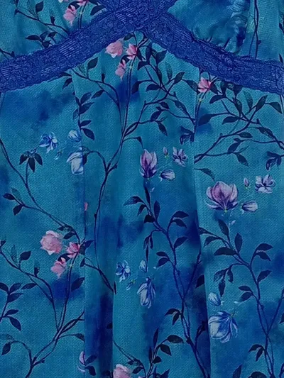 Urban Outfitters Damen Nachthemd XS Blau Blumenmuster Spitze Träger