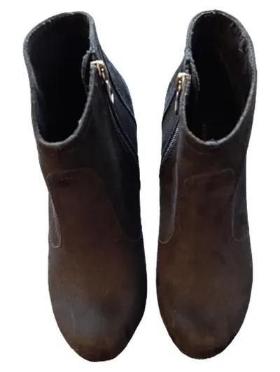 s.Oliver Damen Stiefeletten Gr. 38 Schwarz Wildleder High Heels Ankle Boots