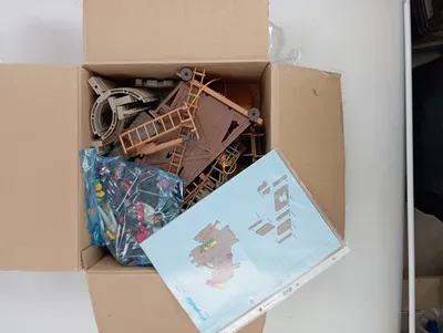 Playmobil 3888 Ritterburg mit Belagerungsturm Figuren Pferde Anleitung