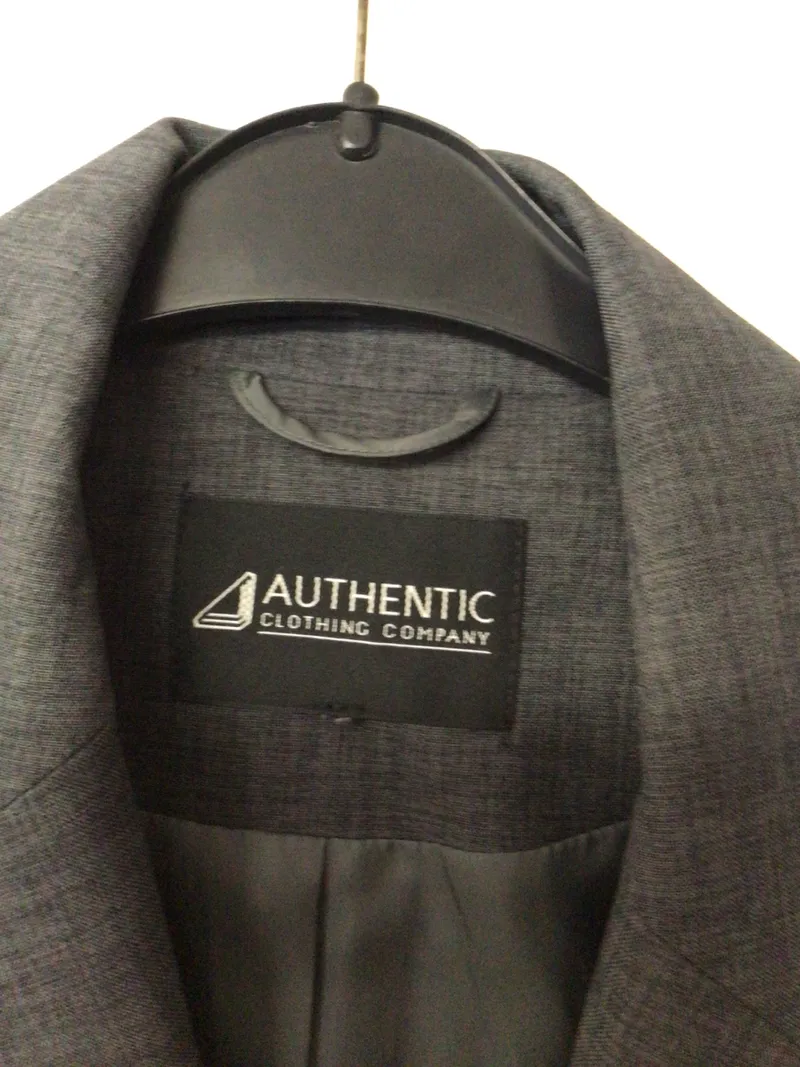 AUTHENTIC CLOTHING COMPANY Damen Blazer Grau Gr. 38 Business Klassisch 3