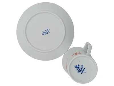 FÜRSTENBERG Tasse und Unterteller Teufel Dekor Weiß Porzellan 6 cm