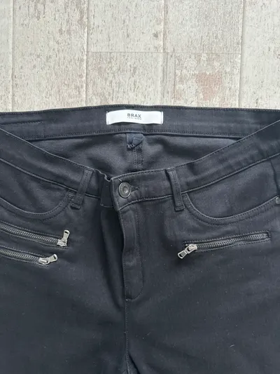 BRAX Damen Stoffhose Schwarz Gr. 40 W31 L29 Reißverschluss-Details