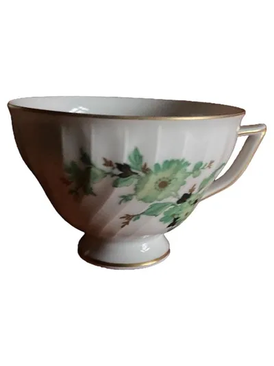 Royal Tettau Porzellan Tasse Vintage Blumenmuster Weiß 9 cm