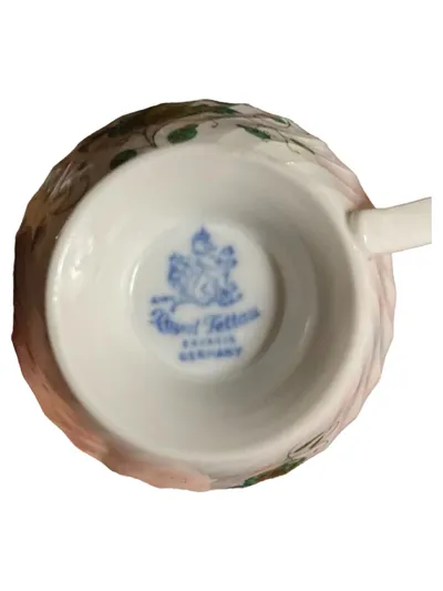 Royal Tettau Porzellan Tasse Vintage Blumenmuster Weiß 9 cm