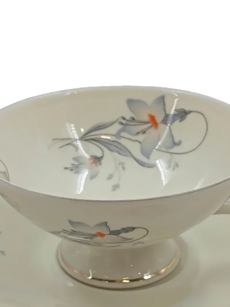 Arzberg Sammelgedeck 3-teilig Porzellan Weiß Blumenmuster Tasse Untertasse 3