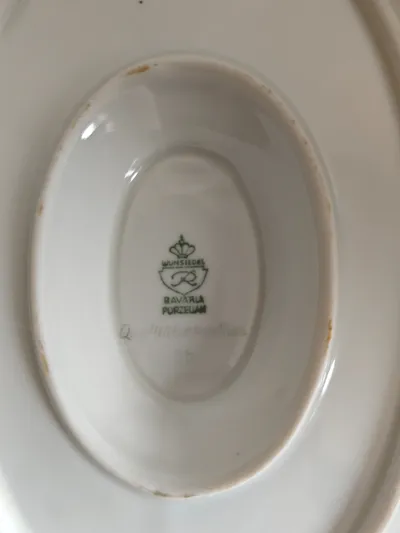 Wunsiedel Bavaria Porzellan Sauciere mit Unterteller Goldrand Weiß